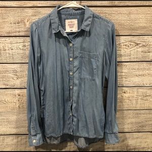 Juniors SO Perfect Shirt Chambray